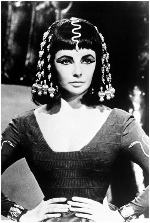 Самые роскошные актрисы, сыгравшие Клеопатру. 04