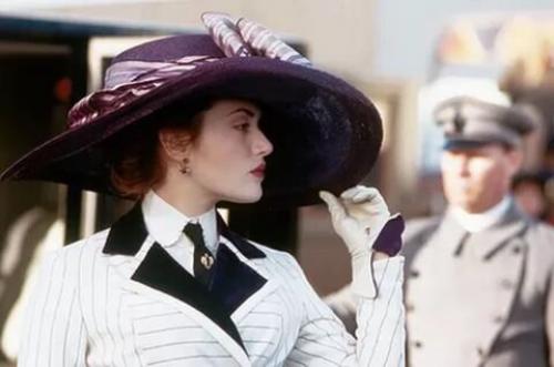 Иногда так хочется забыть про джинсы и повседневный стиль. 01 Иногда так хочется забыть про джинсы и повседневный стиль. 01