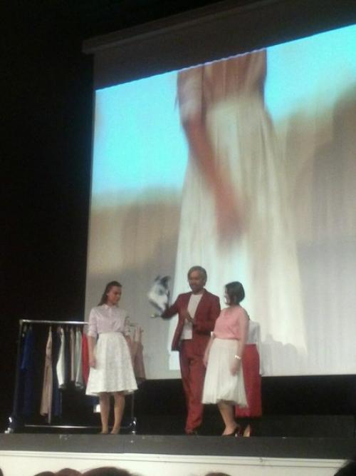 На выходных случилось еще одно из ряда вон выходящее событие: восемнадцатого июня была на мастер-классе самого Александра Рогова! 01