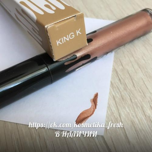 Дневной макияж. 1. нанесите белый оттенок на все веко. 02