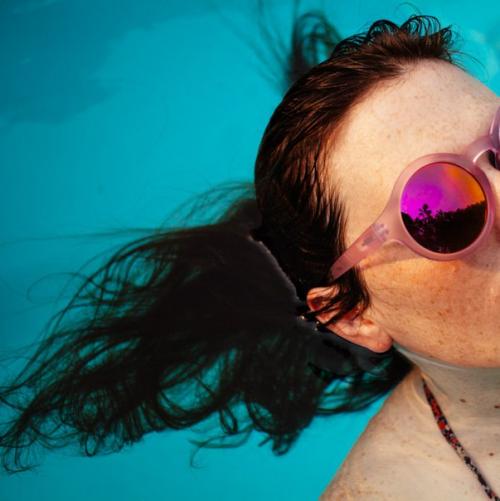 L I F E? 01 L I F E? 01