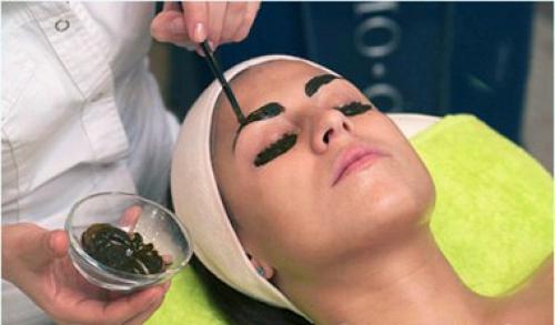 Мы окрашиваем брови. 02