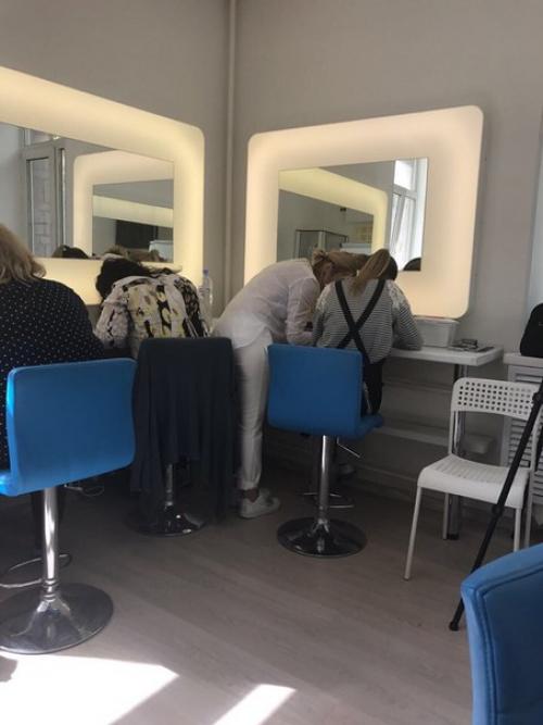 * мы ищем моделей *. 03