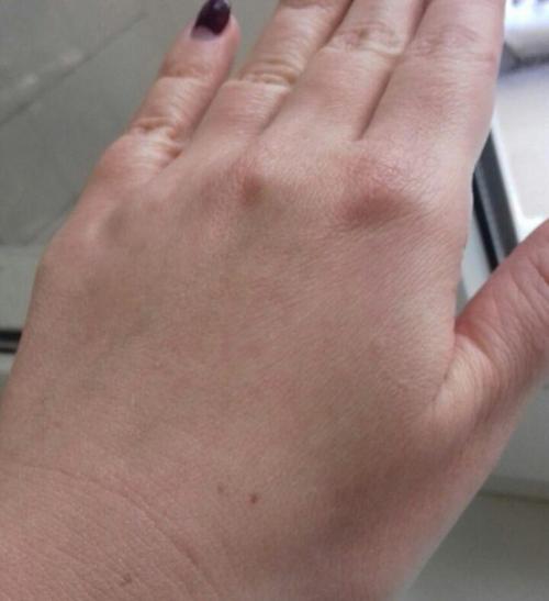 Мультифункциональный СС- крем Giordani Gold 30989. 01 Мультифункциональный СС- крем Giordani Gold 30989. 01