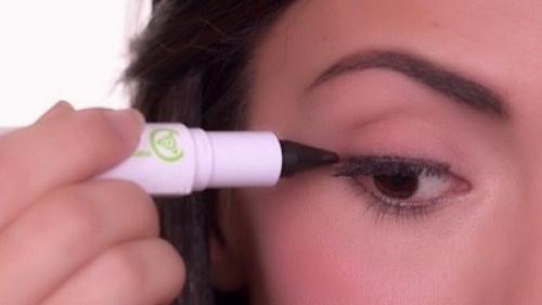 На сегодняшний день модными и популярными считаются многофункциональные средства - т. е. у одного средства несколько применений. 01 На сегодняшний день модными и популярными считаются многофункциональные средства - т. е. у одного средства несколько применений. 01