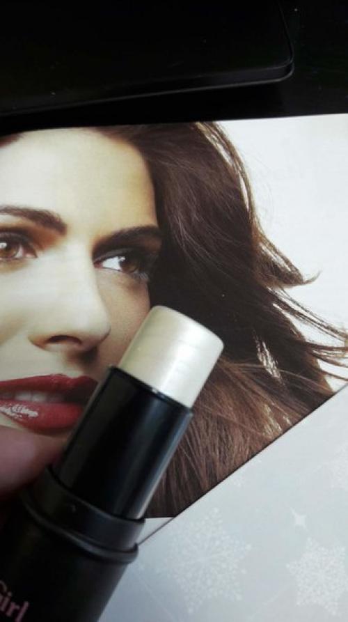 Что представляет собой косметическое средство под модным названием Хайлайтер, знают многие любительницы хорошо выглядеть. 01 Что представляет собой косметическое средство под модным названием Хайлайтер, знают многие любительницы хорошо выглядеть. 01