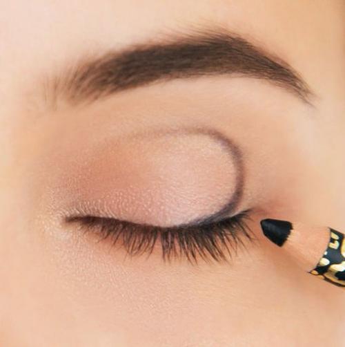 Тени для век от а до я. 01 Тени для век от а до я. 01