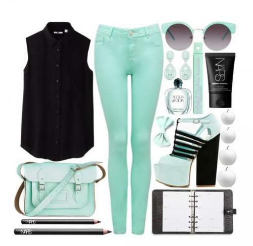 - Девушка, что случилось? 01