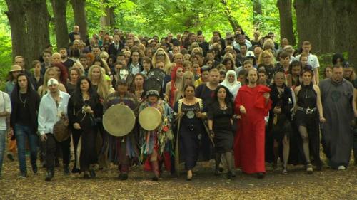 Премьерный 17-й сезон Битвы Экстрасенсов стартует в эфире ТНТ уже в эту субботу в 20: 00? 01 Премьерный 17-й сезон Битвы Экстрасенсов стартует в эфире ТНТ уже в эту субботу в 20: 00? 01