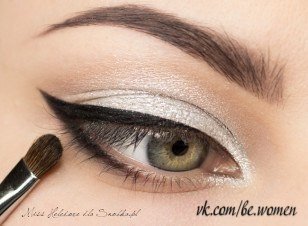 Фото - урок макияжа глаз. Сохрани себе на стену, чтобы не забыть. 05