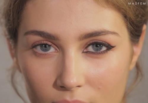 Макияж Кошачий Глаз прекрасно подойдет для тех случаев, когда вы хотите сделать акцент на глазах. 05 Макияж Кошачий Глаз прекрасно подойдет для тех случаев, когда вы хотите сделать акцент на глазах. 05