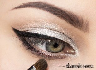 Фото - урок макияжа глаз. Сохрани себе на стену, чтобы не забыть. 06