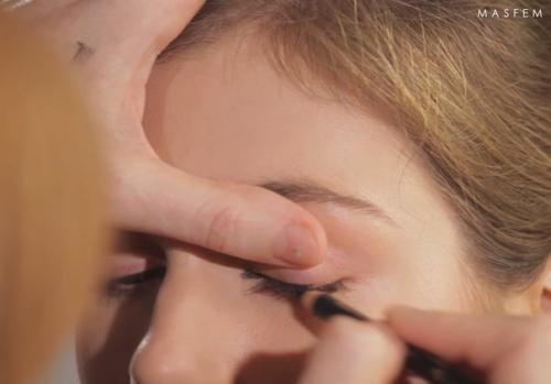 Макияж Кошачий Глаз прекрасно подойдет для тех случаев, когда вы хотите сделать акцент на глазах. 02 Макияж Кошачий Глаз прекрасно подойдет для тех случаев, когда вы хотите сделать акцент на глазах. 02