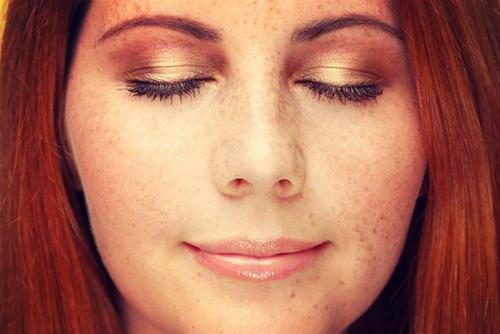 Главный тренд осени: золотые тени для блондинки, брюнетки и рыжей. 05 Главный тренд осени: золотые тени для блондинки, брюнетки и рыжей. 05