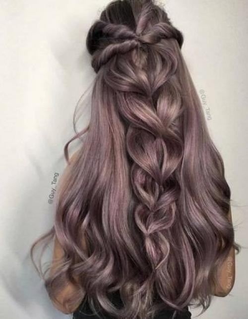Прически на выпускной на длинные волосы. 03