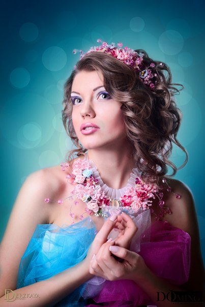 Девушки перед тем как заказывать Колье, Подвеску, Браслет. 04