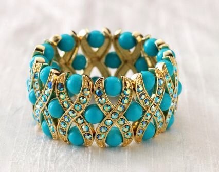 Большая мода есть на все, в том новой числе и на драгоценные камни. 01