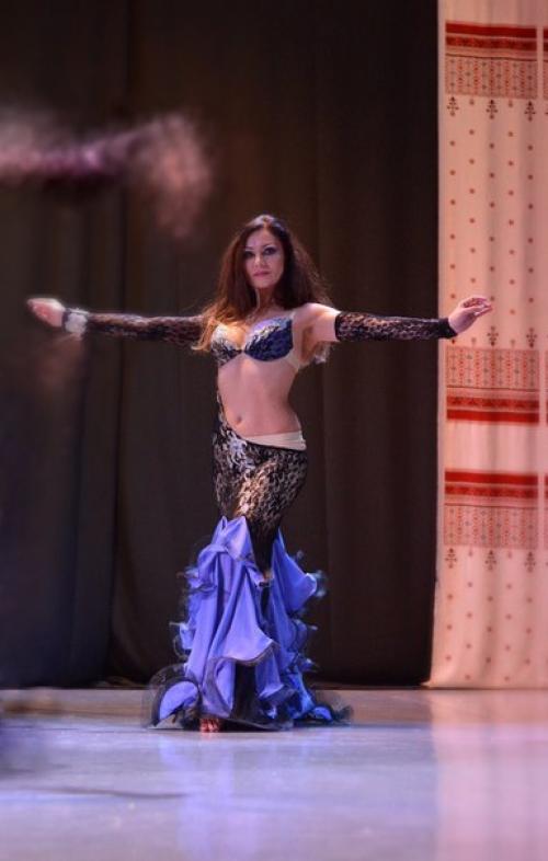 Макияж для выступления танцы. 5 правил для выступлений, которые должна знать каждая танцовщица.