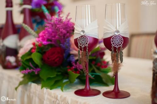 Вы хотите, чтобы ваша свадьба стала неповторимой и чтобы спустя много лет, просматривая фотоальбом, вы вспоминали какой же она была красивой? 04