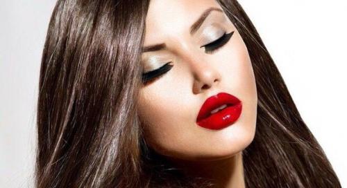 Коммерческий макияж представляет собой уникальную работу, проведенную профессиональным визажистом в течение нескольких часов. 01