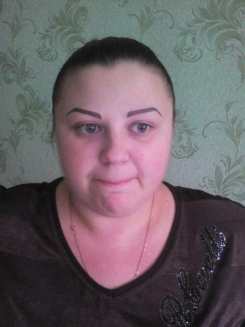 Косметический татуаж надолго придаст вашим бровям правильную форму, цвет, откроет взгляд и сделает лицо привлекательным. 03