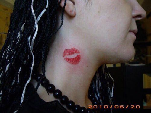 Дорогие наши клиенты, мы хотим представить вам нашего мастера по перманентному макияжу, визажисту - Пантелееву Светлану? 04