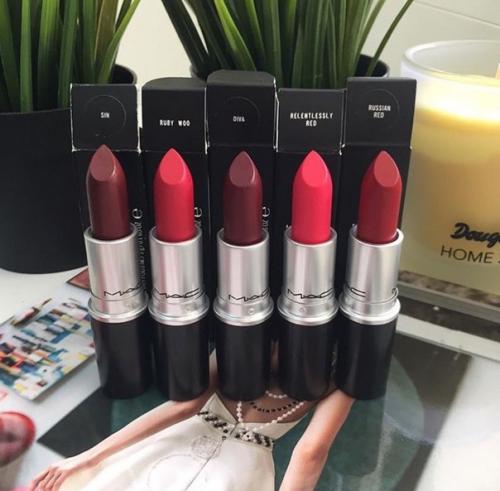 Огромное поступление декоративной косметики? 07