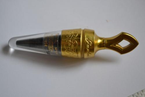 Guerlain Terracotta Loose Powder Kohl Liner. 05