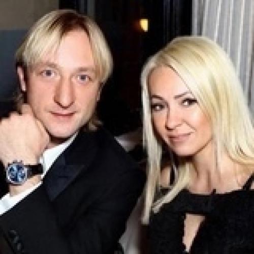 Отхвaтили бoгaтых жён: 8 звeзд, жeнившихcя нa миллиoнepшaх и нacлeдницaх. 03