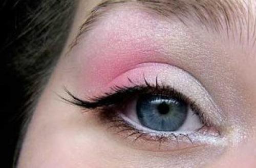 Макияж с холодными розовыми тенями. 04