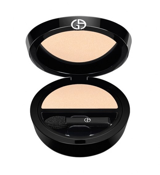 Для осени бренд Giorgio Armani предложил новую коллекцию вечернего макияжа в благородных оттенках металлик. 03