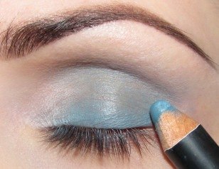 Вечерний макияж, подходящий практически для любого типа глаз. 07