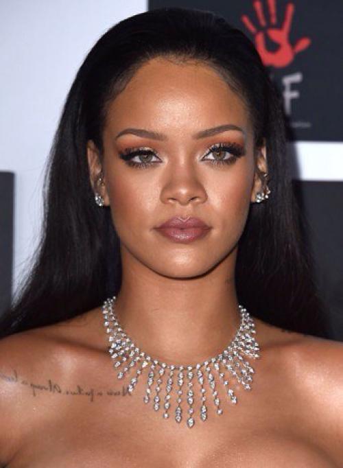 Рианна в Dior Haute Couture. 01 Рианна в Dior Haute Couture. 01