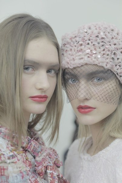 Макияж на показе Chanel Couture весна-лето 2015. 03