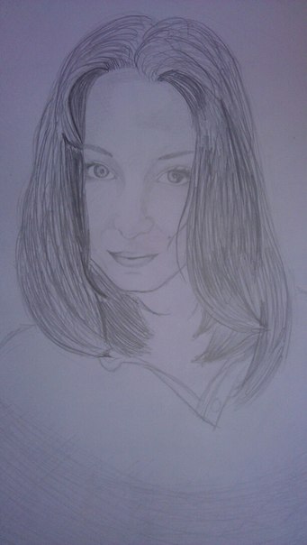 Телефон HTC Sensation Z710e, гиг оперативы, два ядра, экран Горила - Глаз, игры тянет норм, состояние отличное, экран и задняя панель в высоком идеале, в целом комплекте зарядка, наушники и флэшка микро сд по необходимости, продам 4000, возможен торг. 08