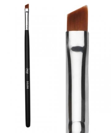 Для коррекции вам понадобится специальный карандаш для бровей. 01