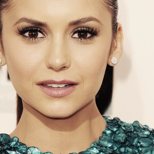 Bllook Blmakeup NinaDobrev. 01