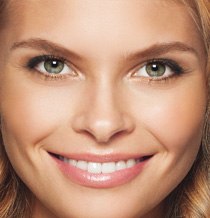 1 Корректор Зеленого Цвета. Скрывает покраснения кожи. 02