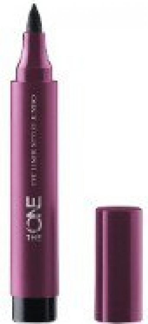 Макияж глаз в стиле Одри Хепберн сейчас не менее актуален и прекрасно вписывается в образ Морской Ажур. 01