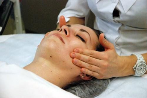 Щадящая маска - пилинг с фруктовыми кислотами от Biologique Recherche в центре релаксации Самурай Club? 01 Щадящая маска - пилинг с фруктовыми кислотами от Biologique Recherche в центре релаксации Самурай Club? 01