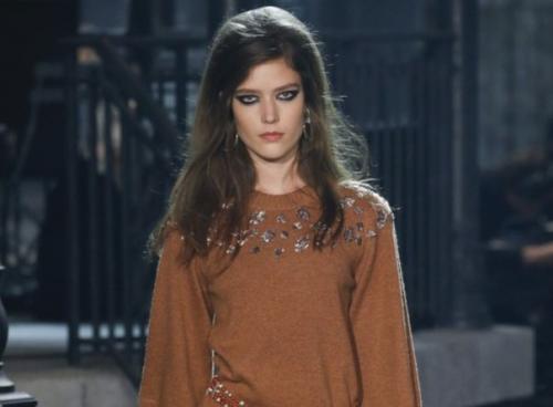 Модные тенденции макияжа 2017: кошачий глаз. 01 Модные тенденции макияжа 2017: кошачий глаз. 01