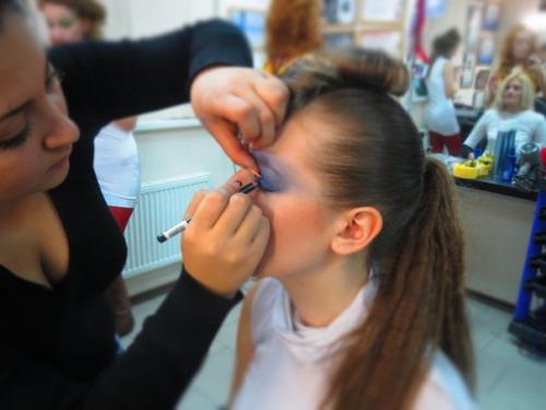 4 апреля стартует Базовый Курс Салонного Макияжа. 03