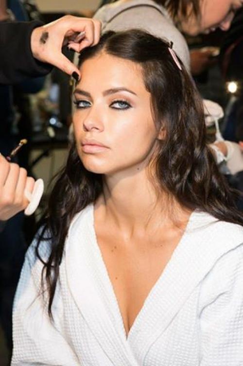 Кратко о тенденциях в макияже весна - лето 2016. 02