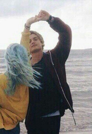 5day. Ну вот и новое утро прозвинел будильник, я быстро выключила его, что бы блондин не проснулся. 5day. Ну вот и новое утро прозвинел будильник, я быстро выключила его, что бы блондин не проснулся.