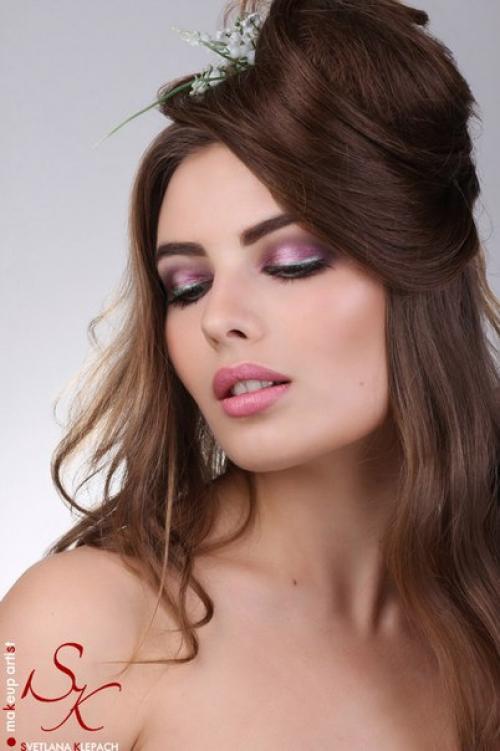 Внимание!  Идет набор в новую группу на базовый курс Визажист, которая начнет обучение в конце июня - начале июля. 03