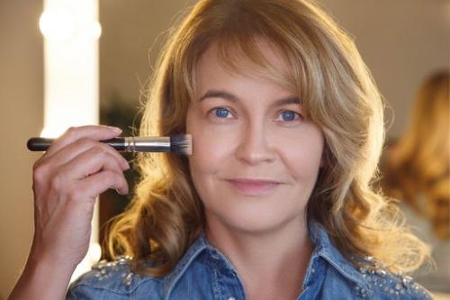 Как сделать возрастной макияж? 01 Как сделать возрастной макияж? 01