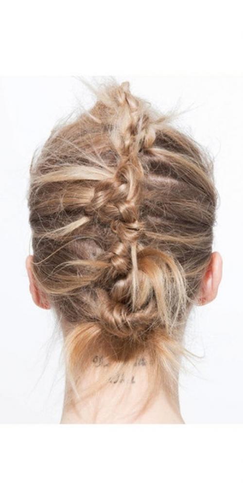 4 суперстильные прически, которые ты легко сделаешь за 5 минут. 06