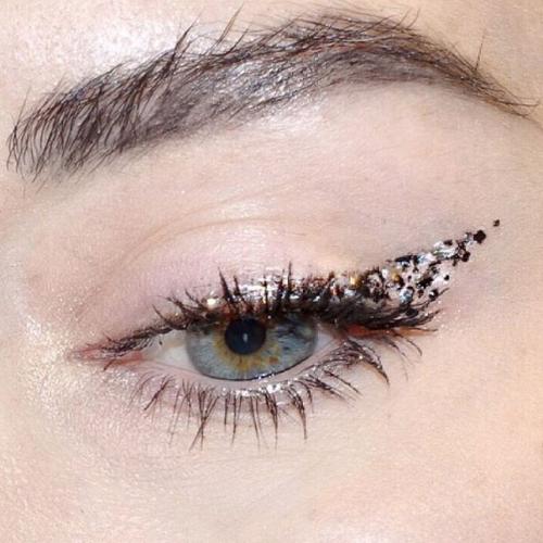 10 видов эффектных стрелок на любой вкус? 03 10 видов эффектных стрелок на любой вкус? 03