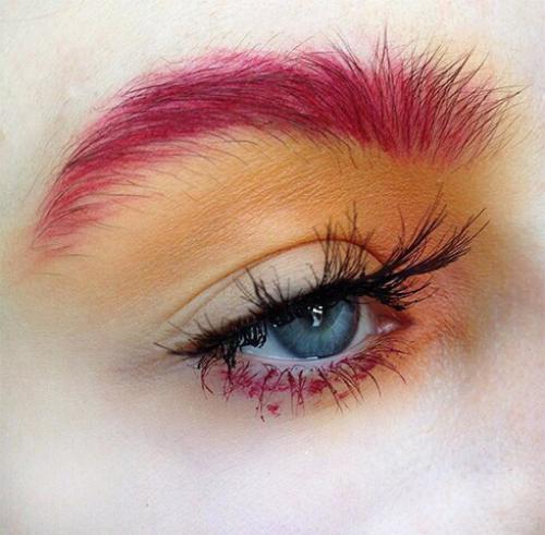 Что с бровями? 04