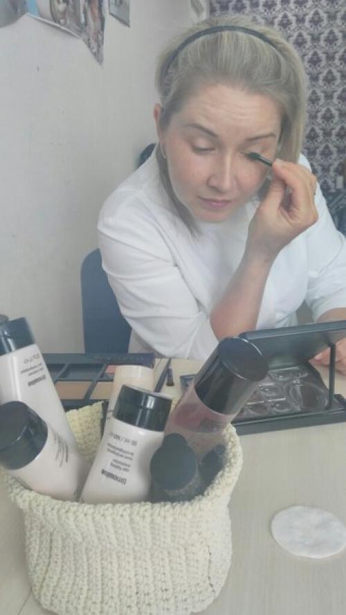 Сегодня был заключительный день школы красоты. 02